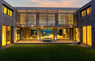 41 Beach Road, Castor Bay