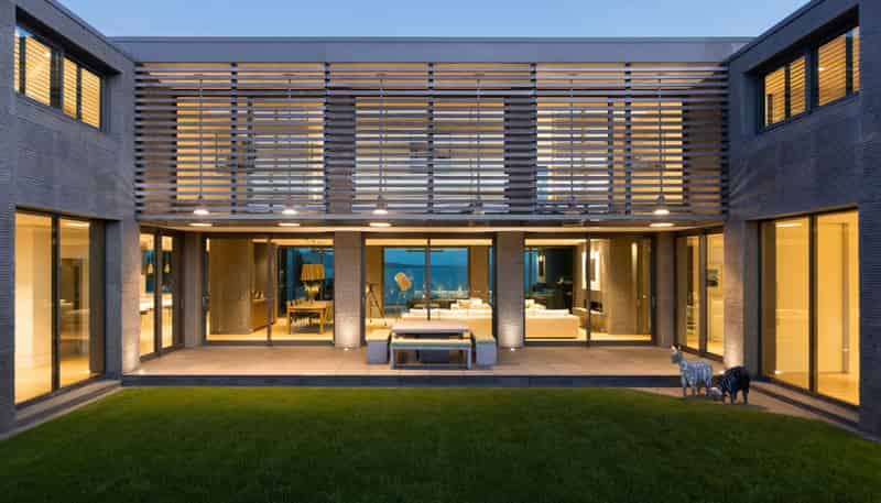 41 Beach Road, Castor Bay