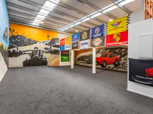 Vacant Possession - Gated Complex