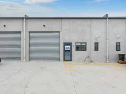 Vacant Possession - Gated Complex