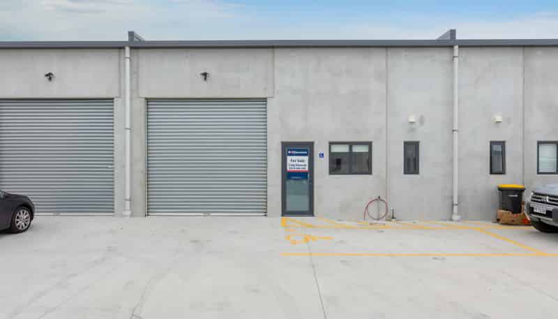 4/7 Lake Bryndwr Lane, Burnside
