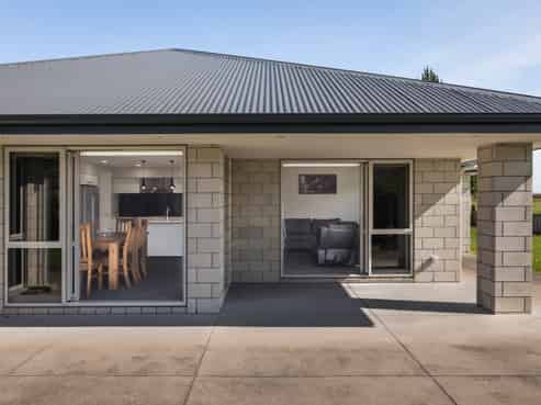 8 Wakatere Place, Thames