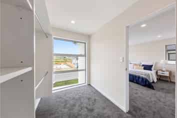 29 Carrickdawson Drive, Flat Bush