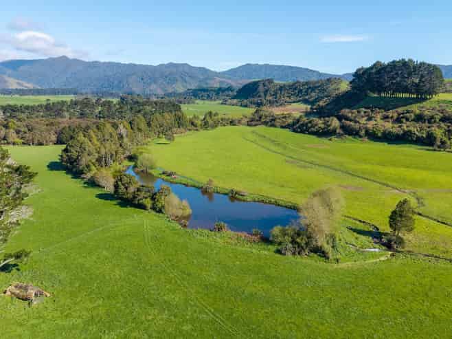 886 Kakariki Road, Eketahuna