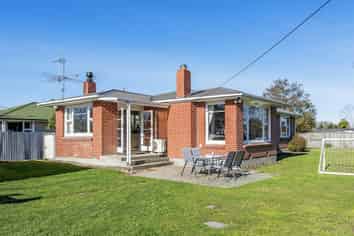 56 North Terrace, Darfield