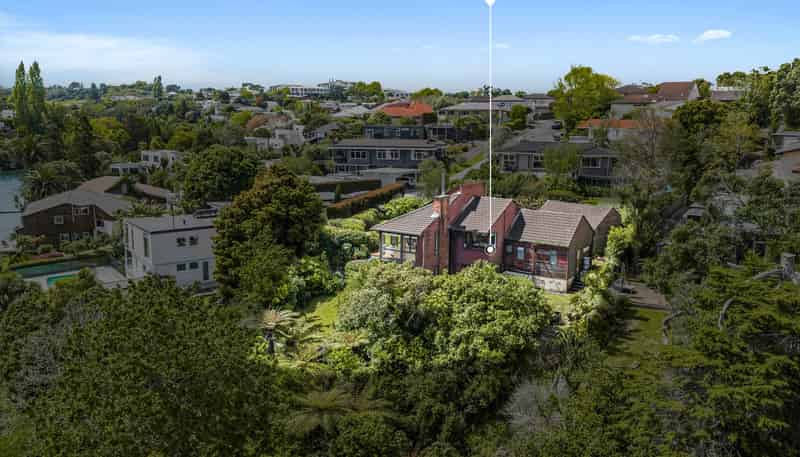 12 Dover Place, Remuera