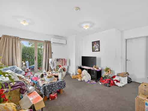 54 Silvester Street, Woolston