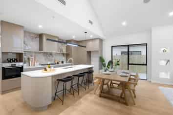 6 Tuwai Crescent, Opaheke