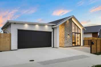 6 Tuwai Crescent, Opaheke