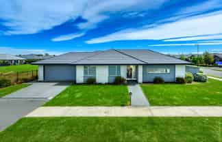 37 Eastfield Drive, Lincoln