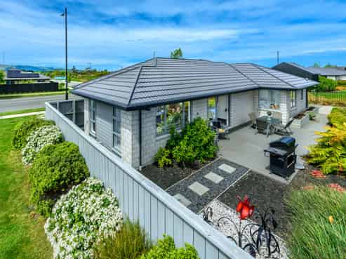 37 Eastfield Drive, Lincoln