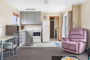 4/369 Hereford Street, Linwood