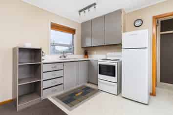 4/369 Hereford Street, Linwood