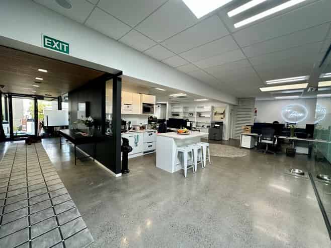 Standalone Office & Warehouse