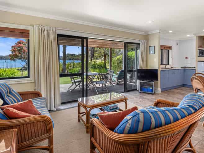 950 Whangaruru North Road, Whangaruru