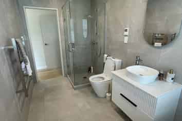 1/9a Schopolo Place, Schnapper Rock