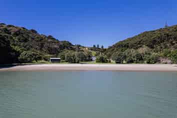 90 McKenzie Road, Oromahoe