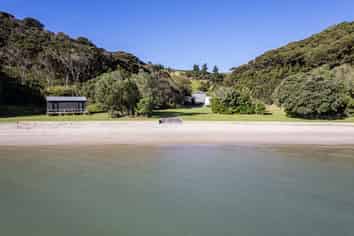 90 McKenzie Road, Oromahoe