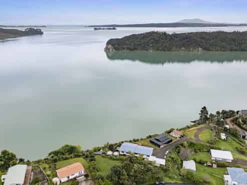 10 Whiteley Place, Kawhia