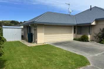 39 Guildford Drive, Paraparaumu