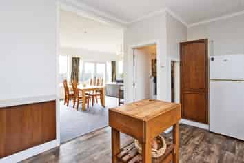 787 Queens Drive, Waikiwi