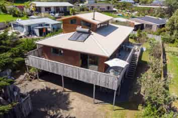 6 Kokohuia Road, Omapere
