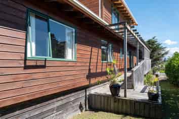 6 Kokohuia Road, Omapere