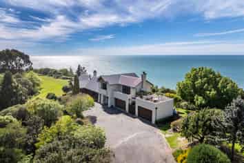 257 Cathedral Road, Gore Bay
