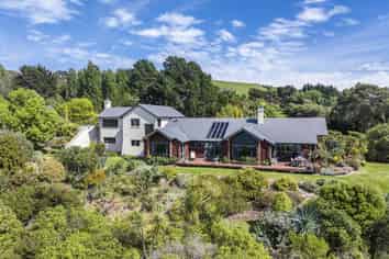 257 Cathedral Road, Gore Bay