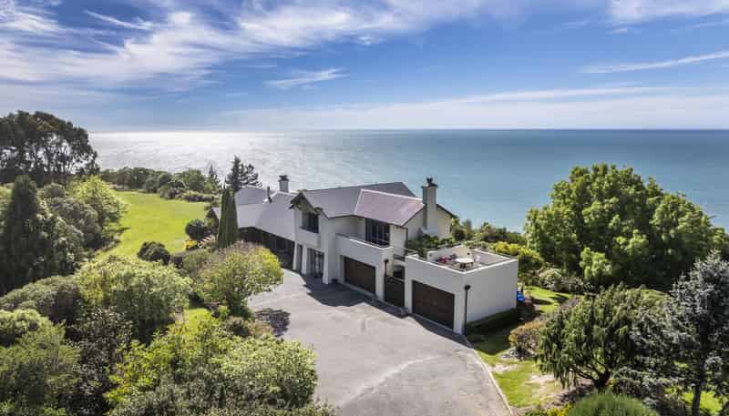 257 Cathedral Road, Gore Bay