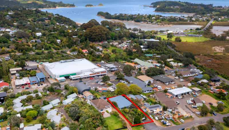 11 Waitai Road, Ostend