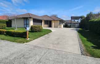 38 Riverholm Drive, Mangakakahi