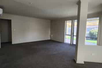 38 Riverholm Drive, Mangakakahi