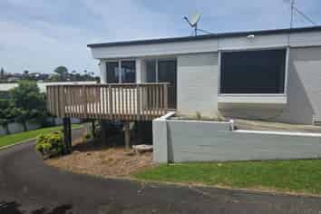 86 Botanical Road, Tauranga South