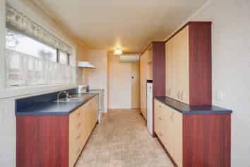 57 Glenalmond Crescent, Rockdale