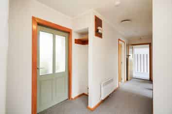 57 Glenalmond Crescent, Rockdale