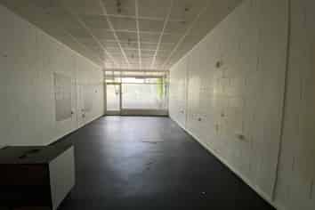 Prime Epsom location for lease