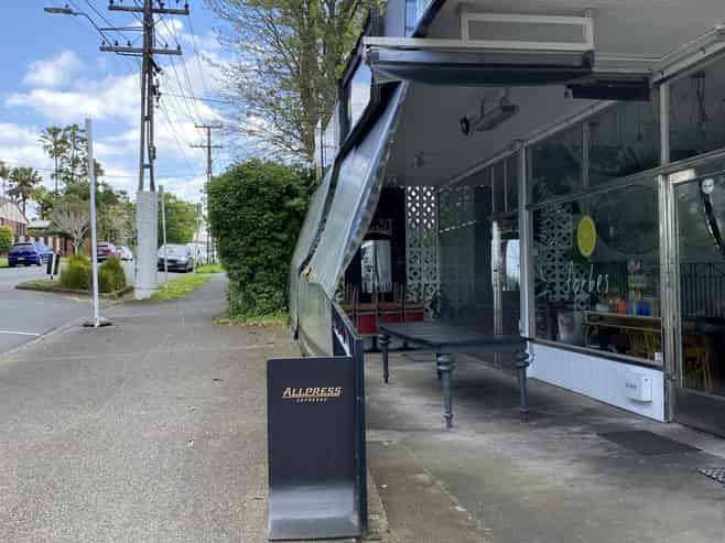 Prime Epsom location for lease