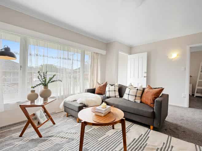 2/56A Taharoto Road, Takapuna