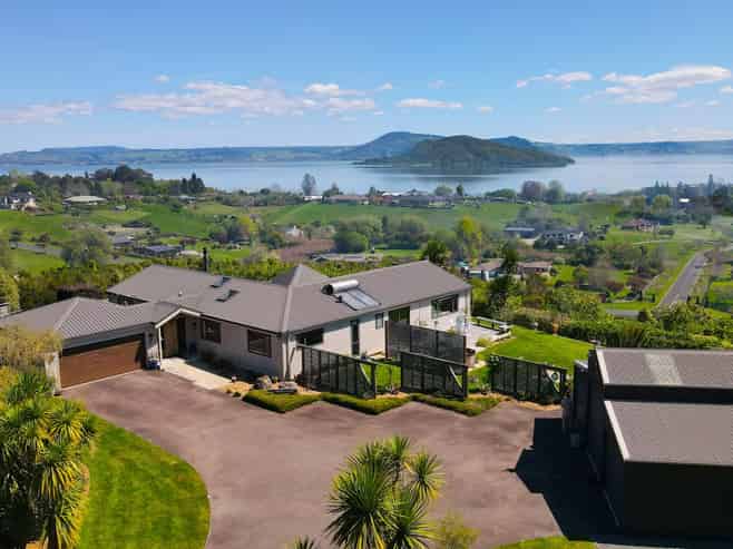 25 Collingwood Drive, Tikitere