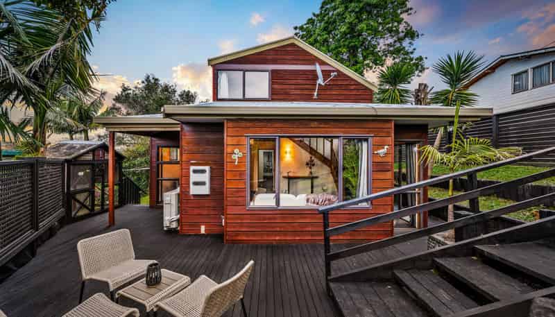 1/86 Waimumu Road, Massey