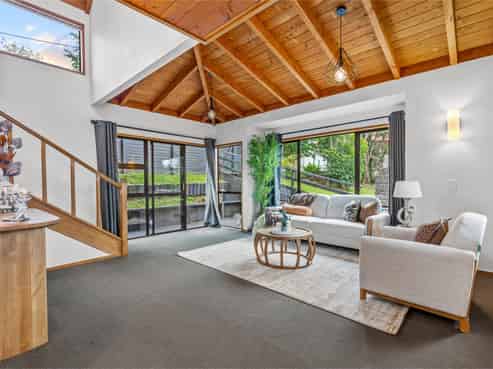 1/86 Waimumu Road, Massey