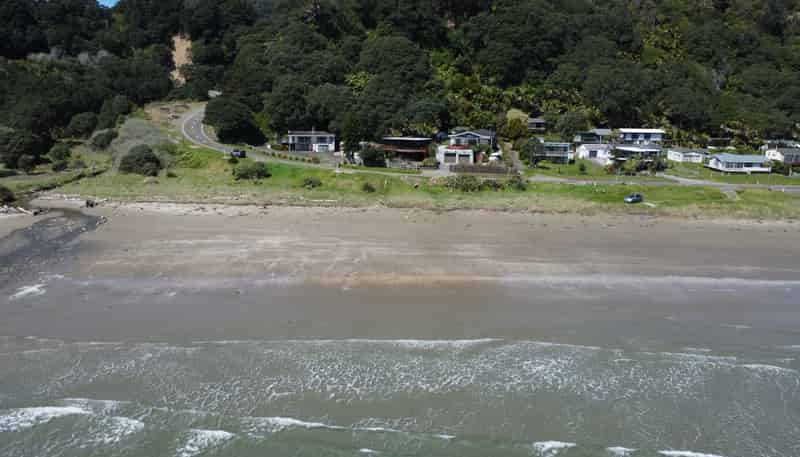 10744 State Highway 35, Waihau Bay