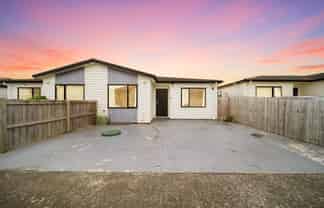 11 Tuuhura Road, Pukekohe