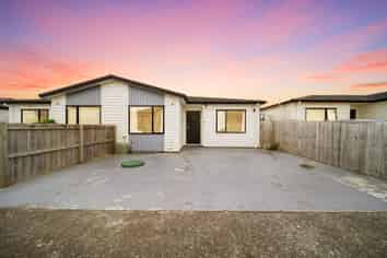 11 Tuuhura Road, Pukekohe