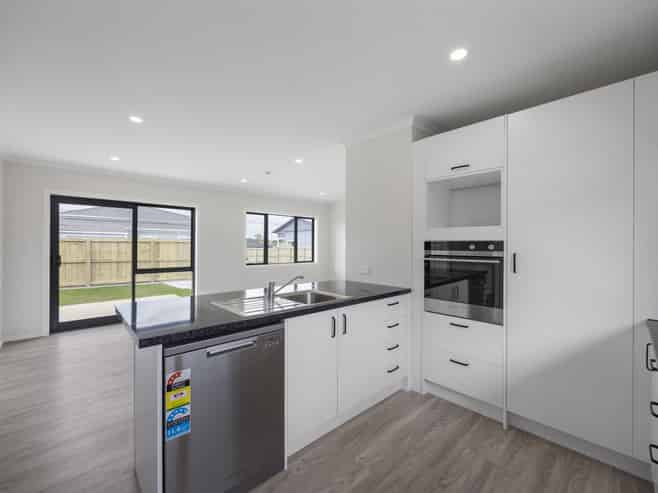 43 Collins Street, Hawera
