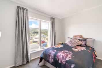 28 Main Road, Wainuiomata