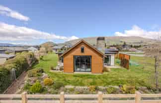 5 Parkview Street, Wanaka