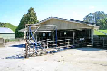 734 Bird Road, Pukengahu