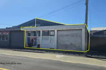 Handy Industrial Warehouse, close to CBD